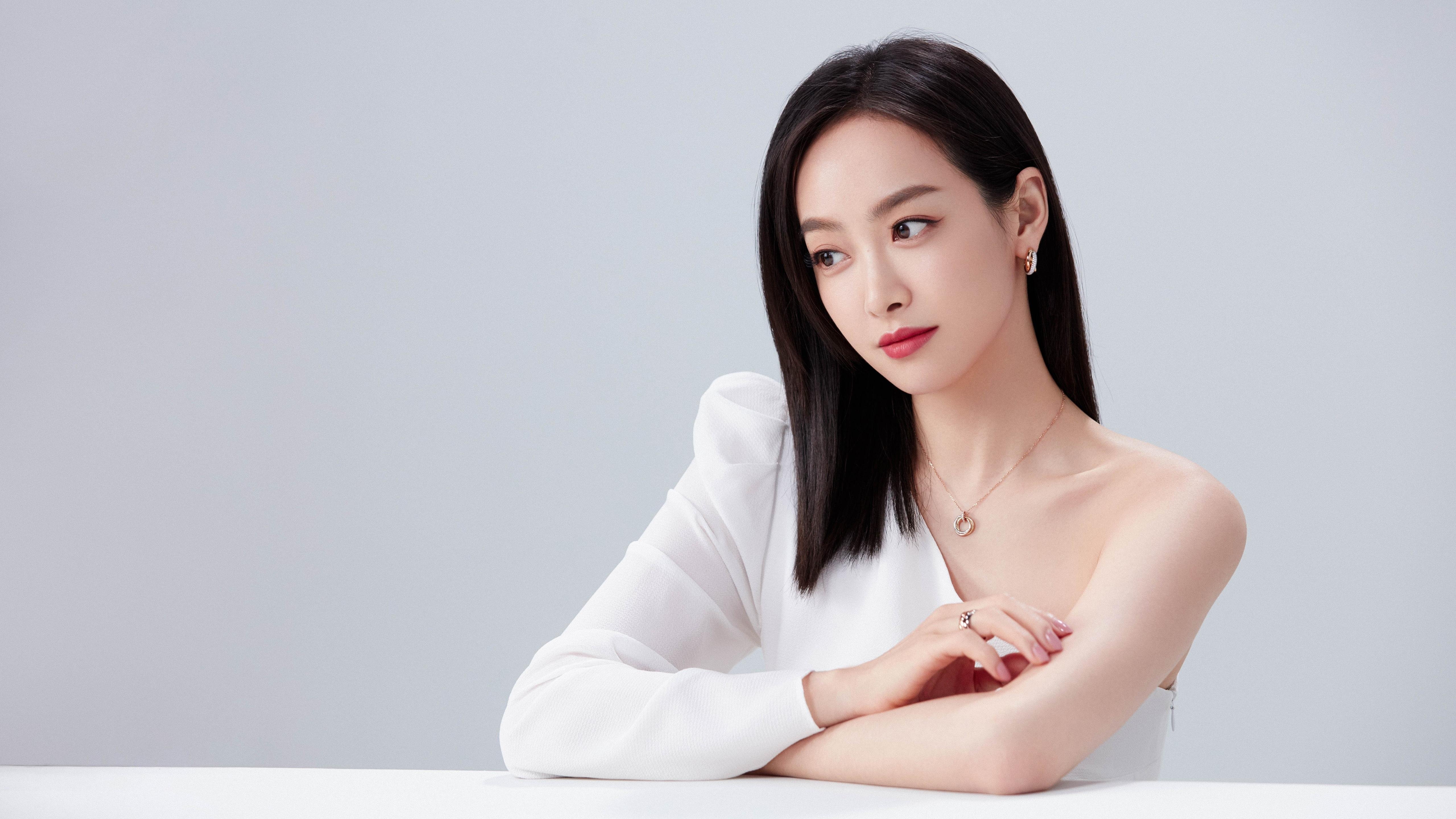 勒沃库森多点联动打出精彩进攻套路，勒沃库森vs多特蒙德在线直播